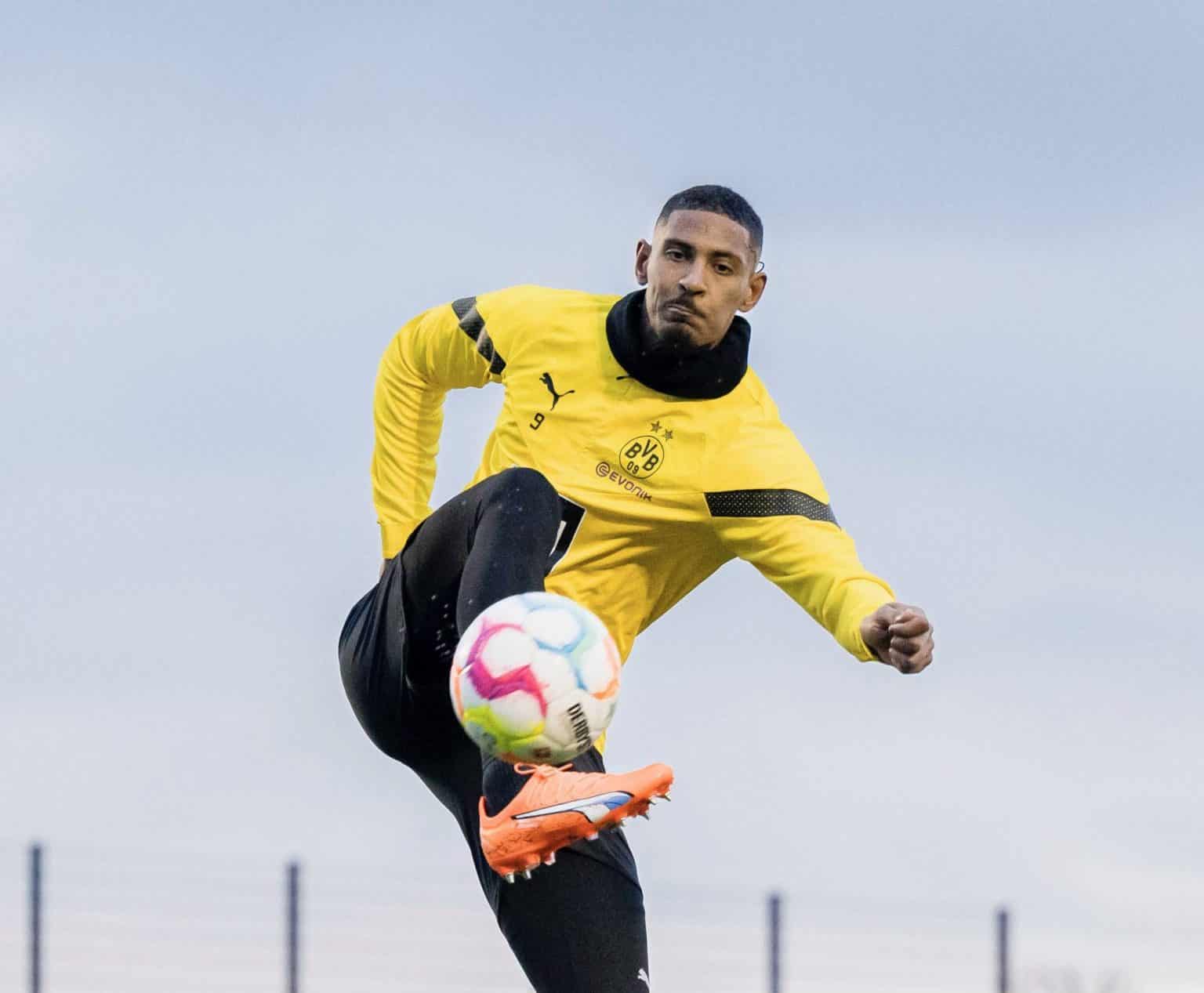 Bundesliga : Officiel, Première Sélection Pour Haller Avec Dortmund