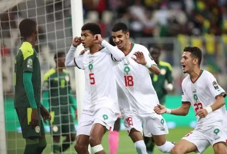 Walid Regragui appelle Aït Boudlal pour remplacer Naïf Aguerd.
