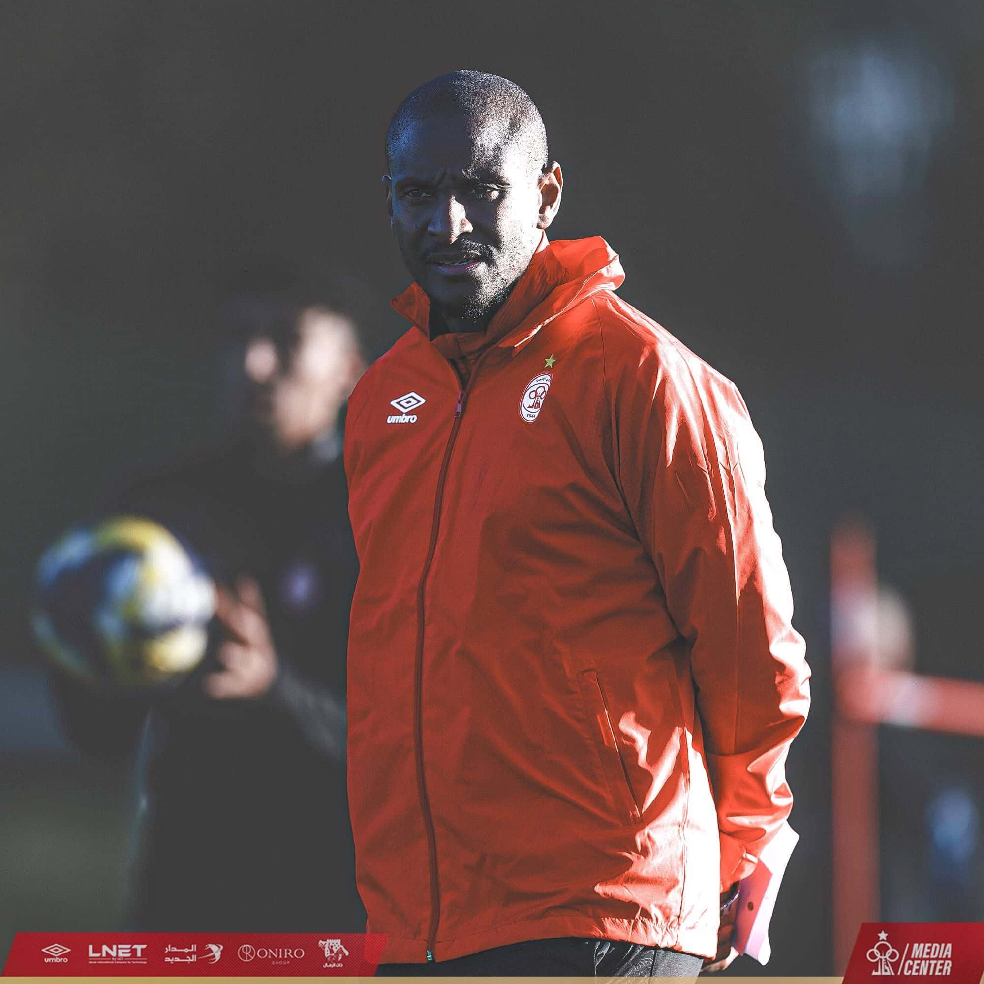 Mokwena Settling In at Al Ittihad: “We Are Like Tailors Stitching the Team Together”