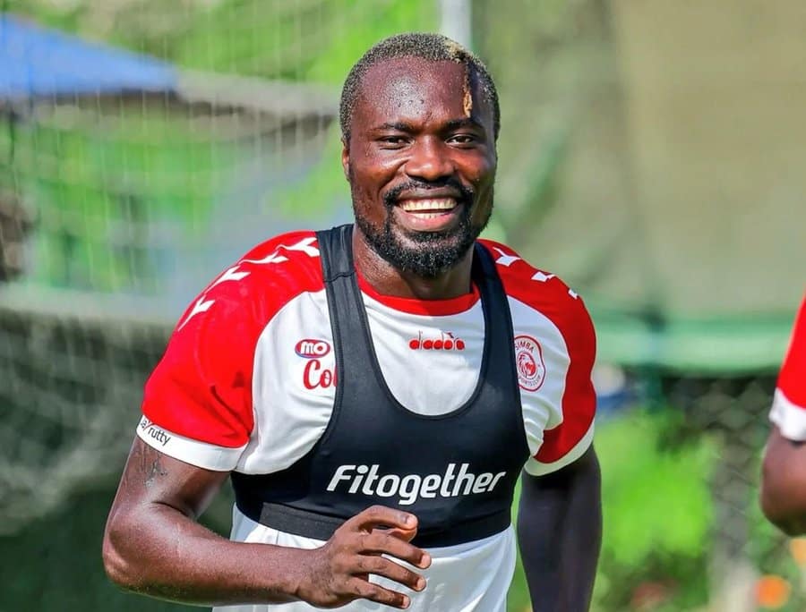 Jonathan Sowah Parts Ways with Simba SC After Disciplinary Turmoil