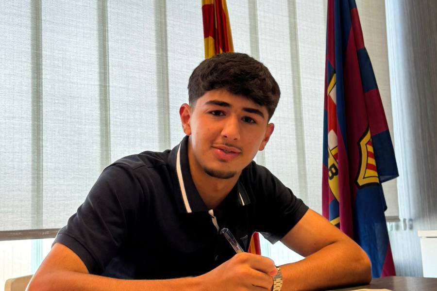 FC Barcelone : Premier contrat professionnel pour Ahmed Abarkane