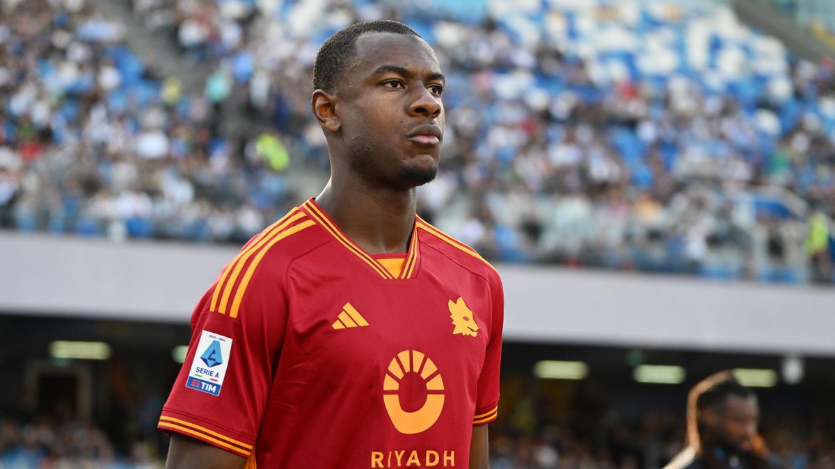 La Juventus propose un échange de joueurs pour recruter Evan NDicka