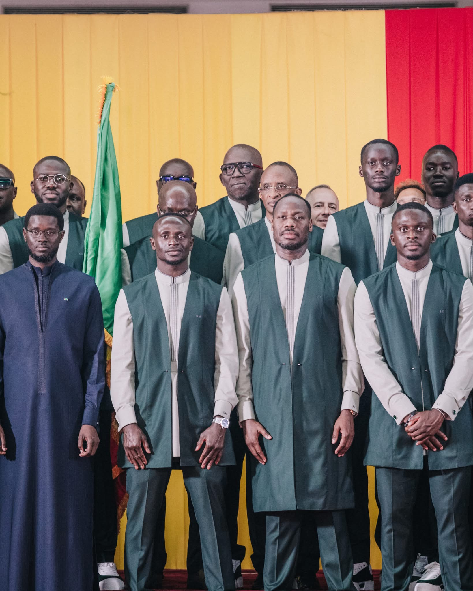 2026 World Cup: Senegal Lions Receive National Flag Before Departure