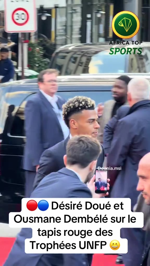 Désiré Doué et Ousmane Dembélé sur le tapis rouge des Trophées UNF...