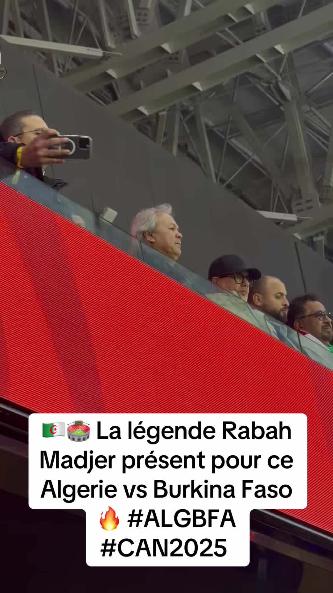 dounia_cover_7588963664590392598.jpg