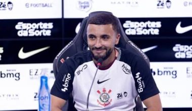 Zakaria Labyad : Le Marocain fait une prière pour Memphis Depay