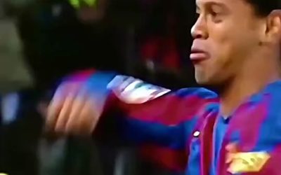 ⚽✨ Ronaldinho au Barça — Quand le football devenait un art 🇧🇷 #Ronaldinho #Barcelone #Football