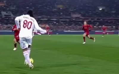 ⚽ Ronaldinho — Quand la magie habitait le terrain ✨ Hommage à une légende #Ronaldinho #Football #Milan