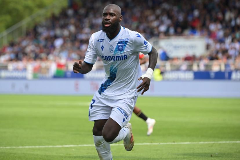 Sekou Mara et Lassina Sinayoko relancent Auxerre dans la course au maintien