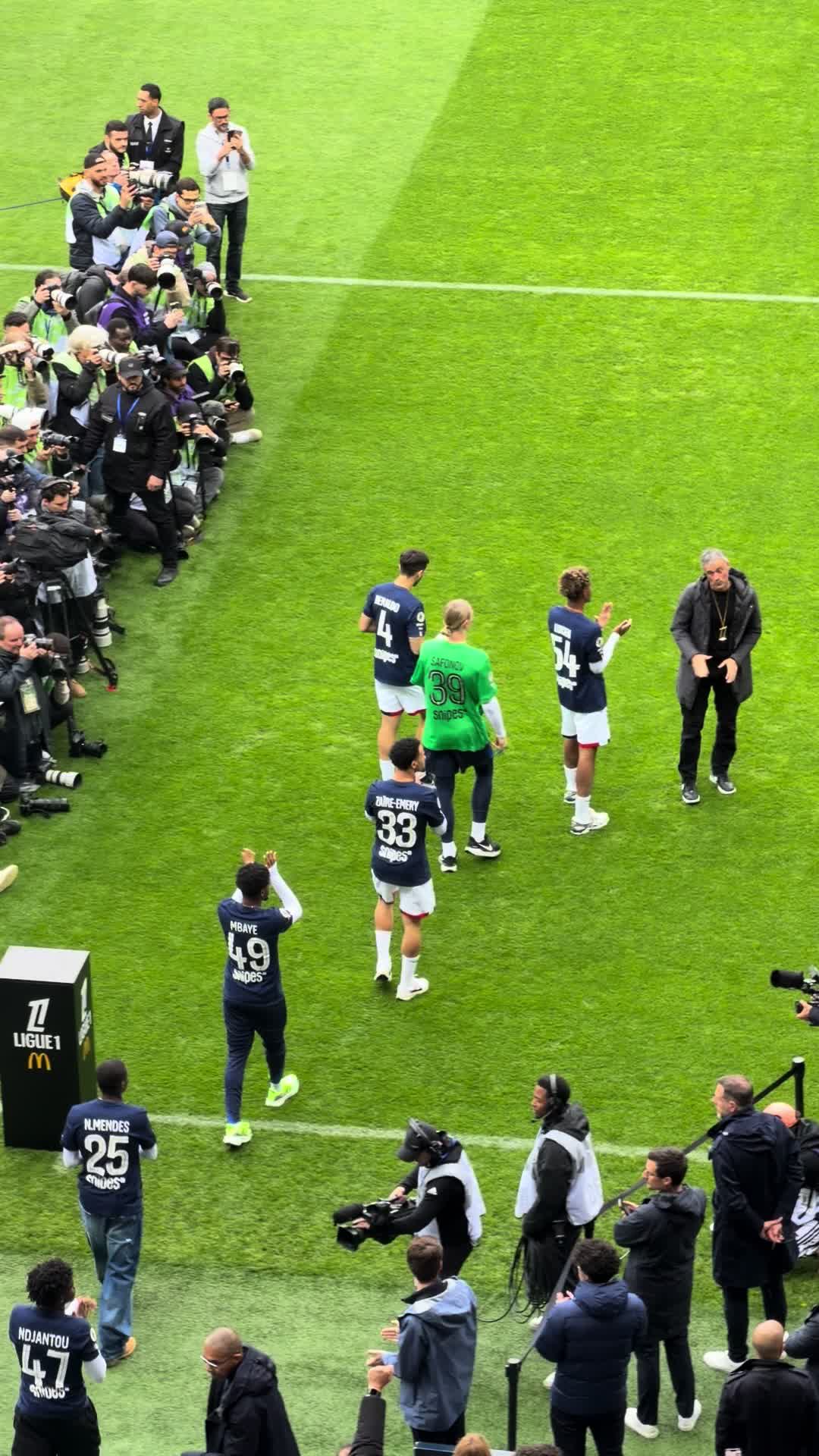 Dounia Mesli Champions France PSG thumbnail