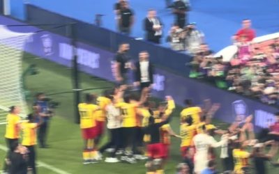 🏆 Les Lensois fêtent la Coupe de France avec leurs supporters
