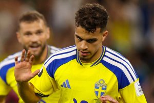 Coupe du Monde 2026 : Né d&rsquo;un père tunisien, il marque le premier but suédois contre la Tunisie