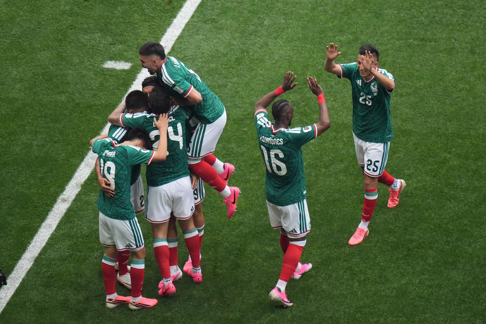 Coupe du Monde 2026 : le Mexique ouvre le score face à la Corée du Sud !