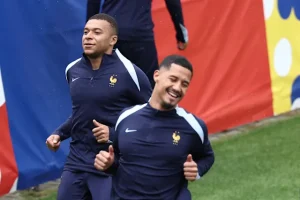 Coupe du monde 2026 : Wiliam Saliba s’enflamme pour Kylian Mbappé