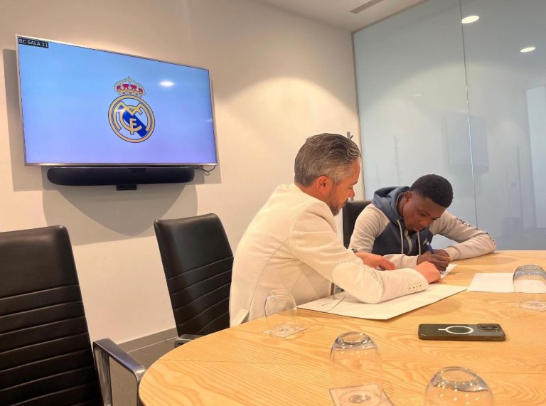 Officiel : Le jeune prodige Clifford Nana s&rsquo;engage avec le Real Madrid