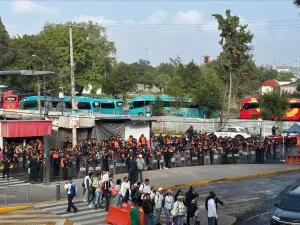 Un fort dispositif sécuritaire a été déployé aux abords du stade Azteca de Mexico à quelques heures du coup d'envoi de la Coupe du monde 2026