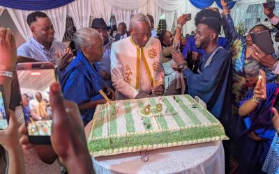Manga Onguene, l’ancienne gloire du football africain fête ses 80 ans