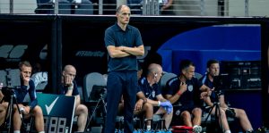 Thomas Tuchel, le sélectionneur de l'Angleterre, plaide pour un repositionnement des photographes durant le protocole d'avant-match à la Coupe du monde 2026