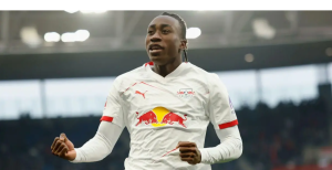 Yan Diomandé, le plan B du PSG en cas de départ de Barcola