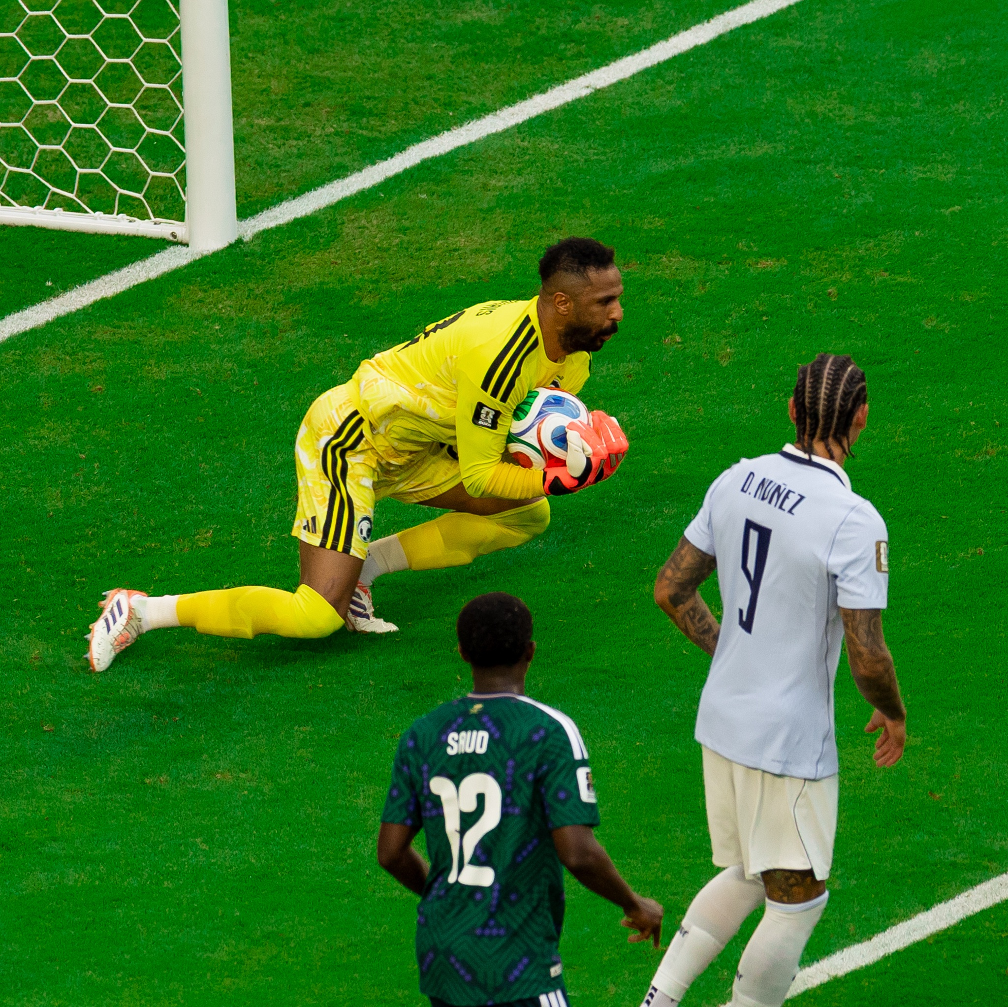 كأس العالم 2026: محمد العويس، الجدار الذي لا يمكن اختراقه للمملكة العربية السعودية