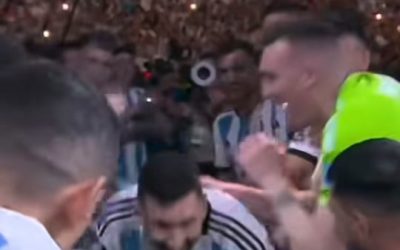 👑 Le roi est arrivé — Messi et l'Argentina font trembler le monde