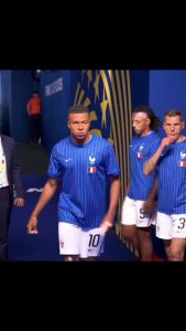 👑 Mbappé, roi et capitaine — La légende continue