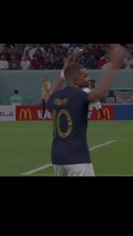 “Le football, c’est plus qu’un sport, c’est une passion. Ici, je vais...