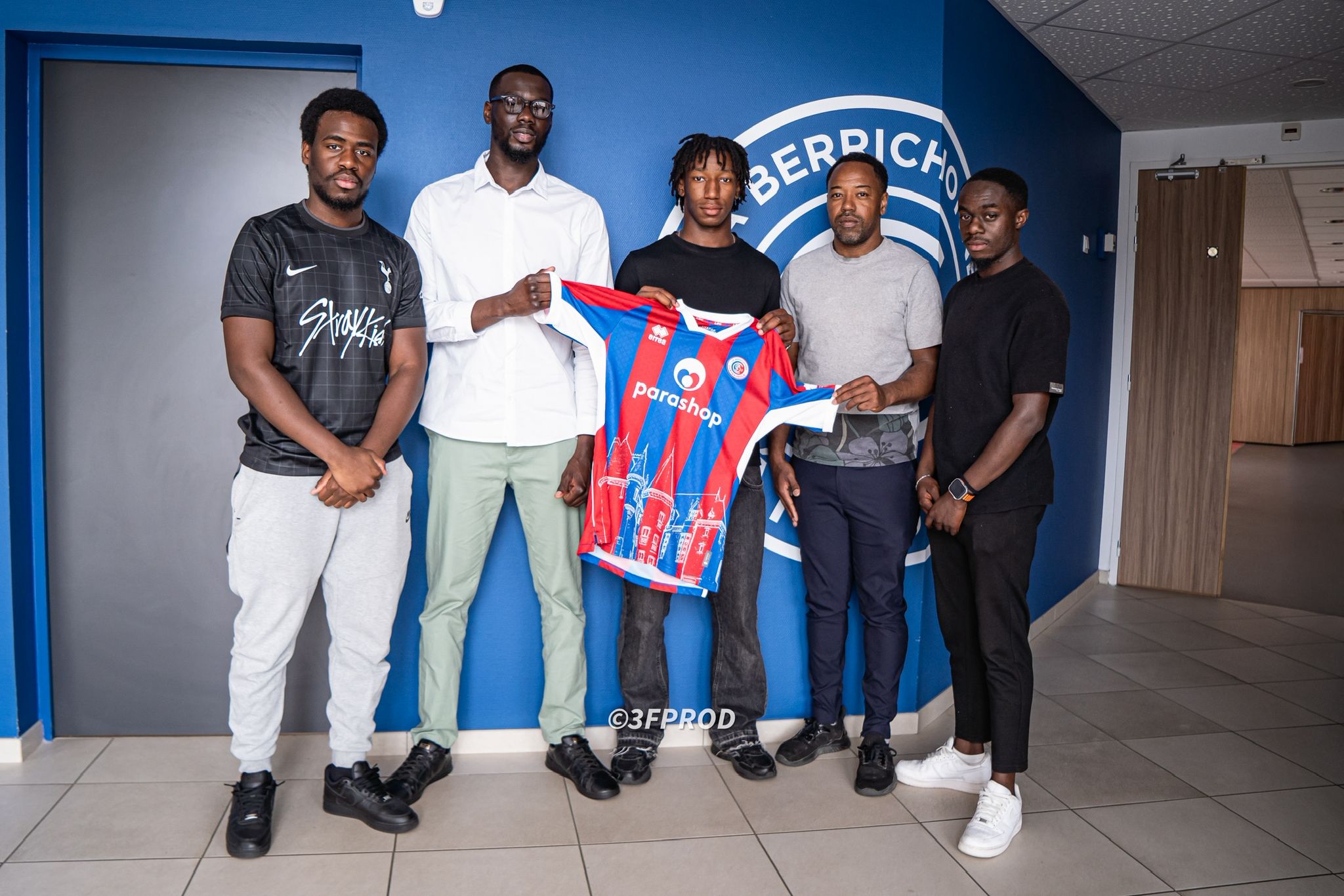 Transfert : Raphaël Nzabakomada-Yakoma rejoint Châteauroux