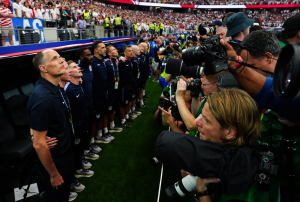 Coupe du monde 2026 : Tuchel se plaint des photographes, la FIFA réagit immédiatement
