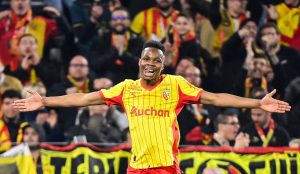 Mamadou Sangaré : Manchester United tient au milieu de terrain malien