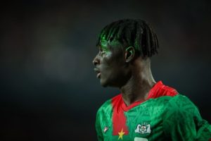 Titre : Lyon accélère sur Mohamed Ouédraogo pour renforcer son côté gauche