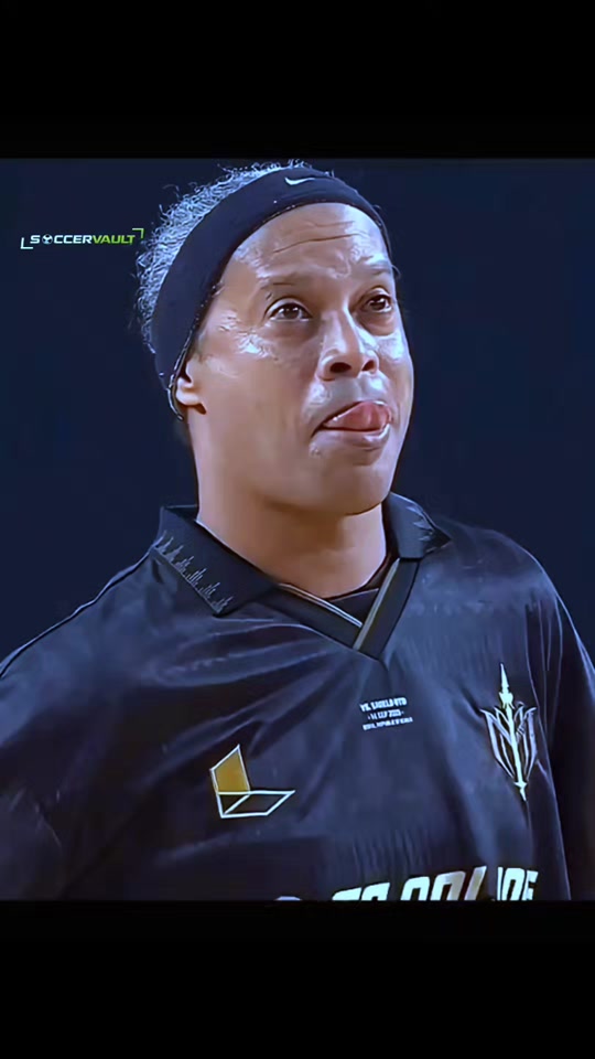 Ronaldinho Magic Skills