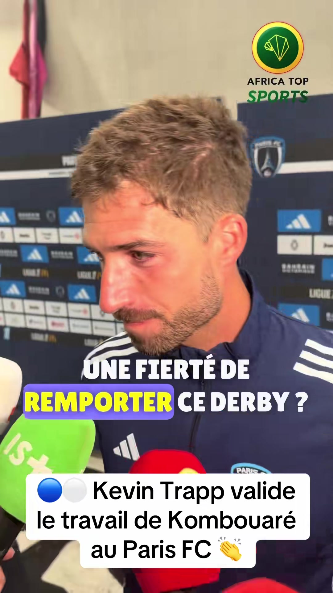 🎙️ Kevin Trapp savoure la victoire du Paris FC contre le Paris Saint-Germain et voit grand pour la suite du projet parisien 👀🔥 🗣️ « Je pense qu’il n’y a rien de mieux que de gagner ici, chez nous, lors du dernier match de la saison. On a eu beaucoup de difficultés cette saison, donc terminer comme ça, c’est incroyable. Ça donne beaucoup d’envie pour continuer ce projet. » ❤️💙 Le gardien allemand a aussi souligné la force mentale affichée par le PFC : 🗣️ « On était menés 1-0 et réussir à retourner le score contre une telle équipe, c’est incroyable. Il faut y croire, bien défendre… mais surtout aller chercher les occasions pour marquer. » 👏 Interrogé sur les deux victoires en trois matchs contre le PSG cette saison, Trapp reste lucide : 🗣️ « C’est quand même une équipe très forte, avec énormément de qualités. Mais on a su souffrir et saisir nos occasions. » ⚡ Enfin, il a glissé un joli message concernant Antoine Kombouaré : 🗣️ « Il a fait un très beau travail ici. Il nous a redonné confiance et ça s’est vu sur le terrain. Si on peut continuer ce qu’on a fait ces derniers mois avec lui, on sera tous contents. » 👏