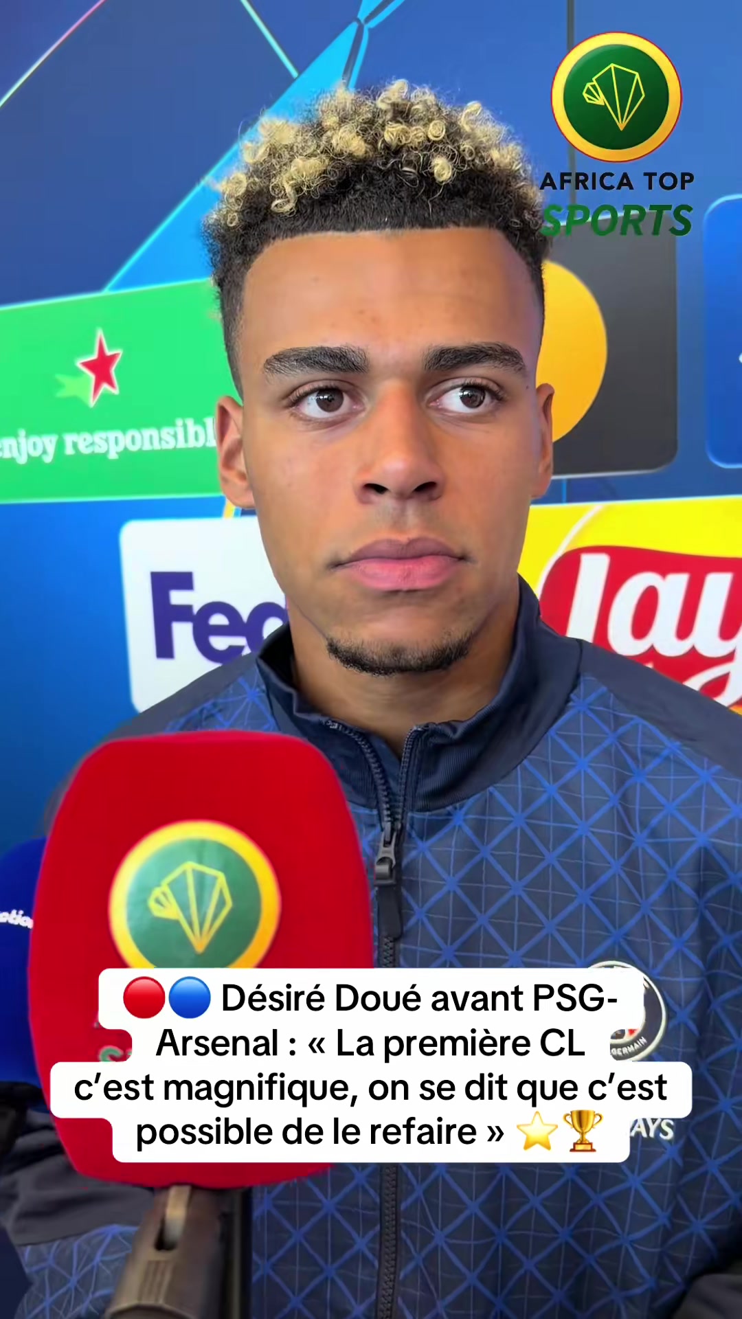 🎙️ Réaction lucide et pleine de calme de Désiré Doué lors du media day du Paris Saint-Germain avant la finale de Champions League face à Arsenal dans 10 jours 🔴🔵 Interrogé sur le moment où le groupe a commencé à croire à un retour en finale européenne, Désiré Doué a surtout insisté sur l’ambition collective présente depuis le début de saison 👏 🗣️ « À chaque fois qu’on jouait la Champions League, on avait cette ambition depuis le début de la saison. Je pense que quand on gagne ce genre de trophée pour la première fois, c’est magnifique… mais après, on se dit que c’est possible de le refaire, que c’est possible de la gagner. Et on a cette ambition d’aller la chercher encore une fois. » ⭐🏆 Un discours qui montre toute la détermination du groupe parisien avant l’un des plus grands rendez-vous de son histoire ✊🏼🔥 #PSG #UCL #DesireDoue #PSGARS #ChampionsLeague
