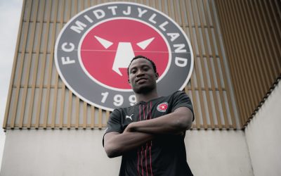 Hassan Momodu Kashietu : le milieu nigérian rejoint Midtjylland (Officiel)
