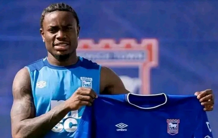 Officiel : Abdul Fatawu Issahaku débarque à Ipswich Town