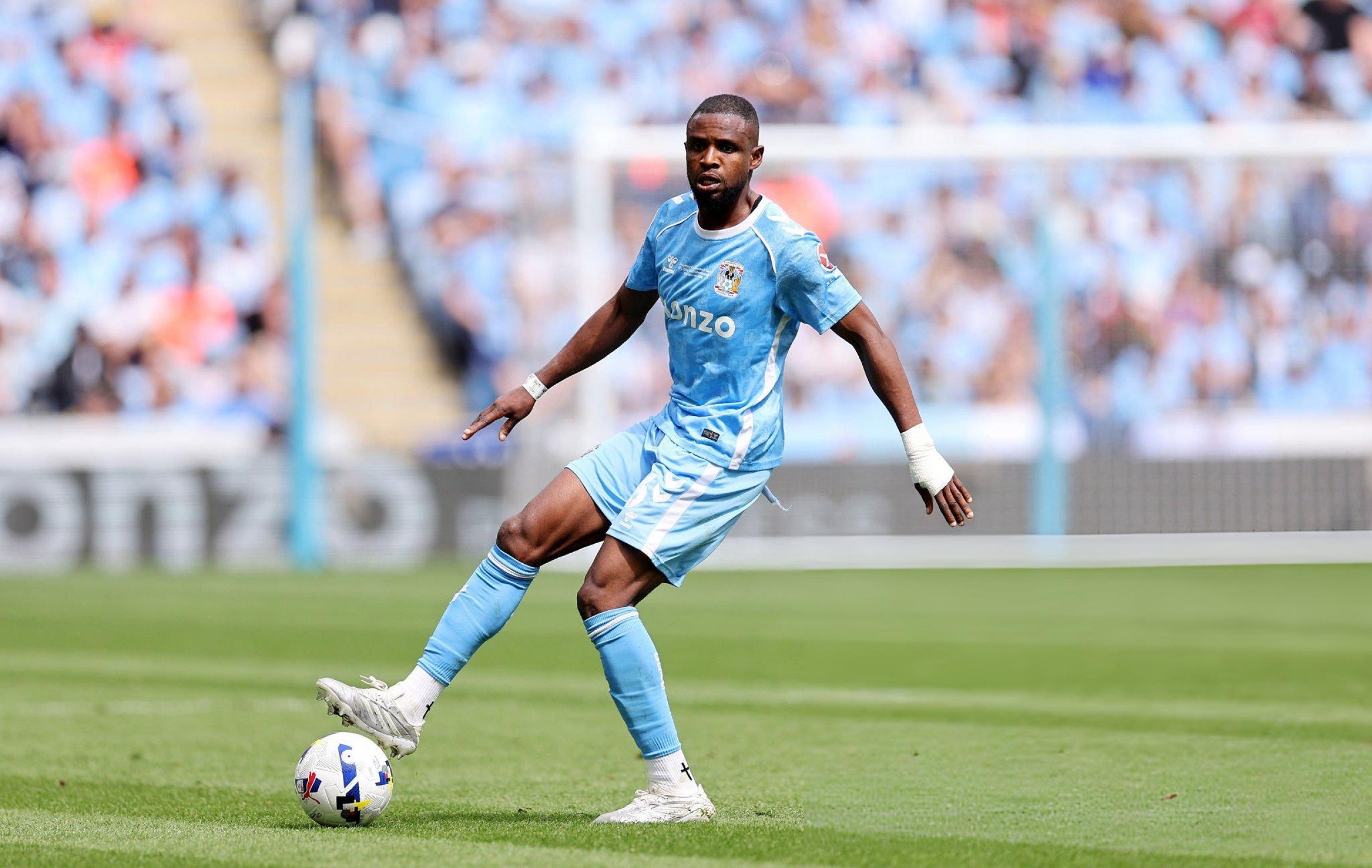 Transfert: Frank Onyeka rejoint définitivement Coventry