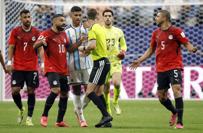 Coupe du monde 2026 : Tensions après le choc Égypte-Argentine
