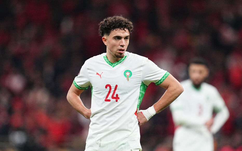 Simon Adingra Le G nie Ivoirien Passe Sa Visite M dicale L Ajax Simon Adingra Le G nie Ivoirien Passe Sa Visite M dicale L Ajax