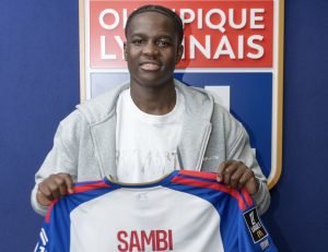 Mercato : ce crack congolais s&rsquo;engage officiellement avec l&rsquo;Olympique Lyonnais !