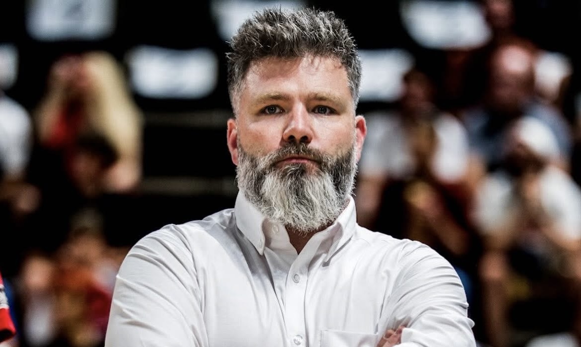 Basketball : Gaëtan Muler Douet succède à Michel Perrin sur le banc de la RDC