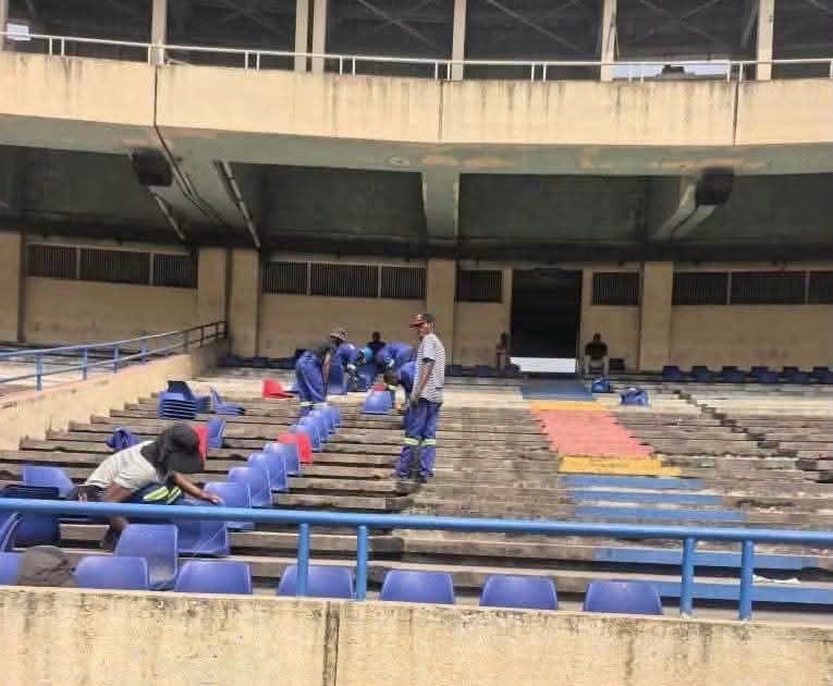 RDC : les tribunes du stade des Martyrs en pleine réhabilitation
