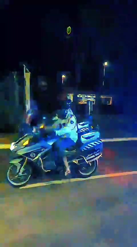 Cover 7585178228852116747