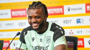 Chidozie Awaziem quitte le FC Nantes et file vers la Turquie