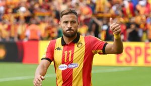 Algérie : Youcef Belaïli abandonne l’ES Tunis et prépare son retour au MC Alger