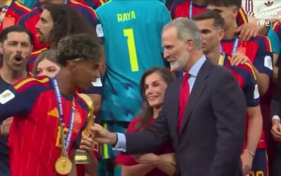 Mondial 2026 : le roi d&rsquo;Espagne célèbre la victoire avec la reine et les princesses