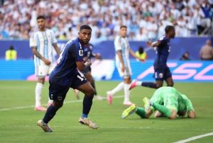 Coupe du monde 2026 : Premier but en sélection, Deroy Duarte entre dans l&rsquo;histoire