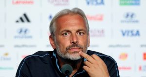 Sébastien Desabre pense que la pression est sur l'Angleterre avant d'affronter la RDC en seizièmes de finale de la Coupe du monde 2026