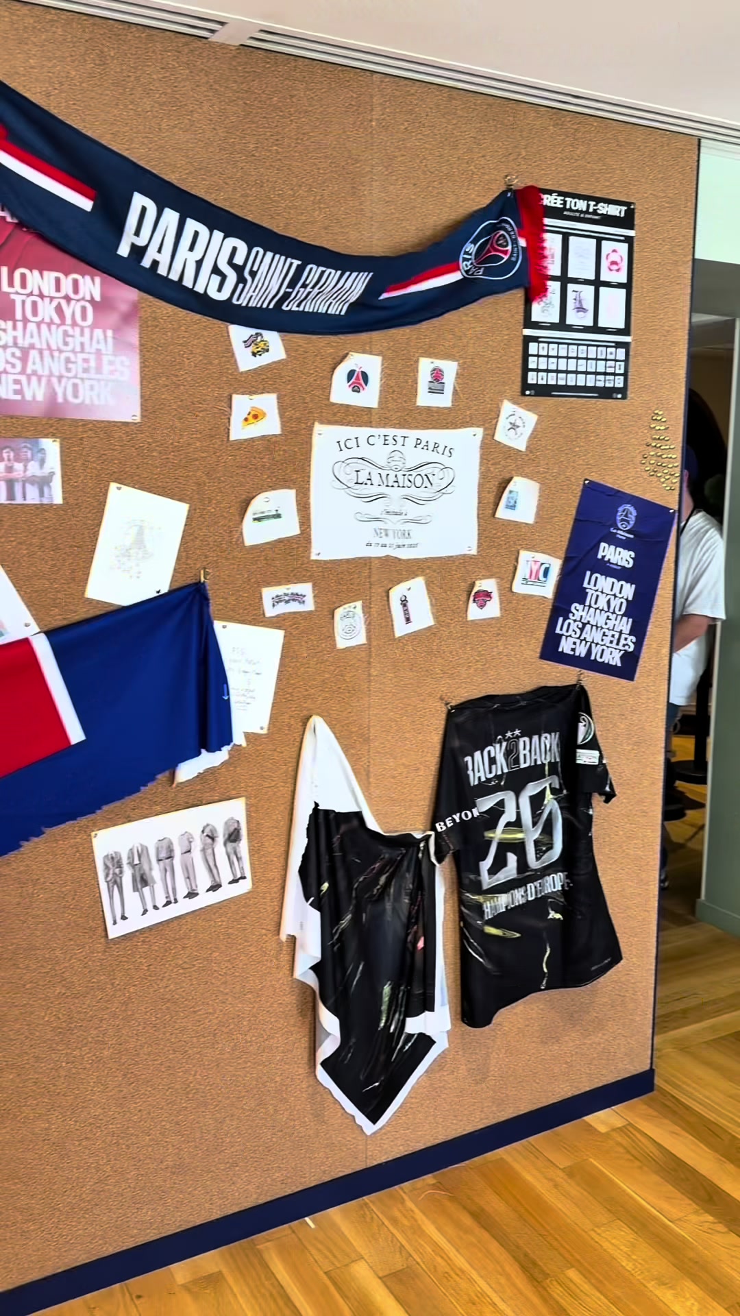 Immersion PSG — Maison Paris Saint-Germain au Faubourg Saint-Honoré (Dounia Mesli)