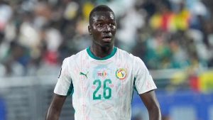 Coup de tonnerre : Pape Gueye quitte l&rsquo;équipe nationale du Sénégal après l&rsquo;élimination